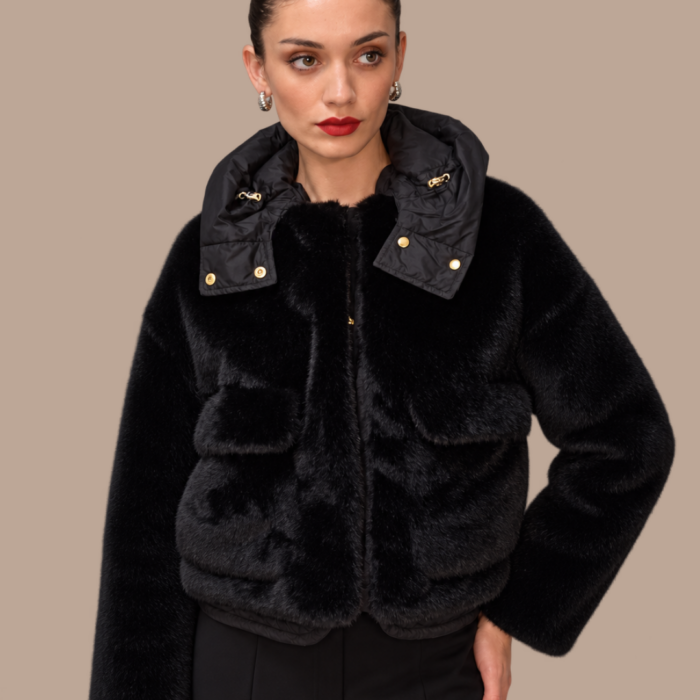 Ecopelliccia con cappuccio in nylon VIOLANTI